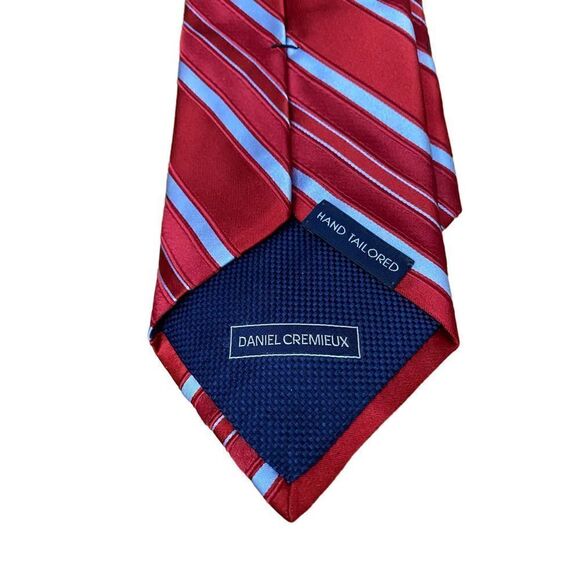 Daniel Cremieux red silk tie - Picture 2 of 6